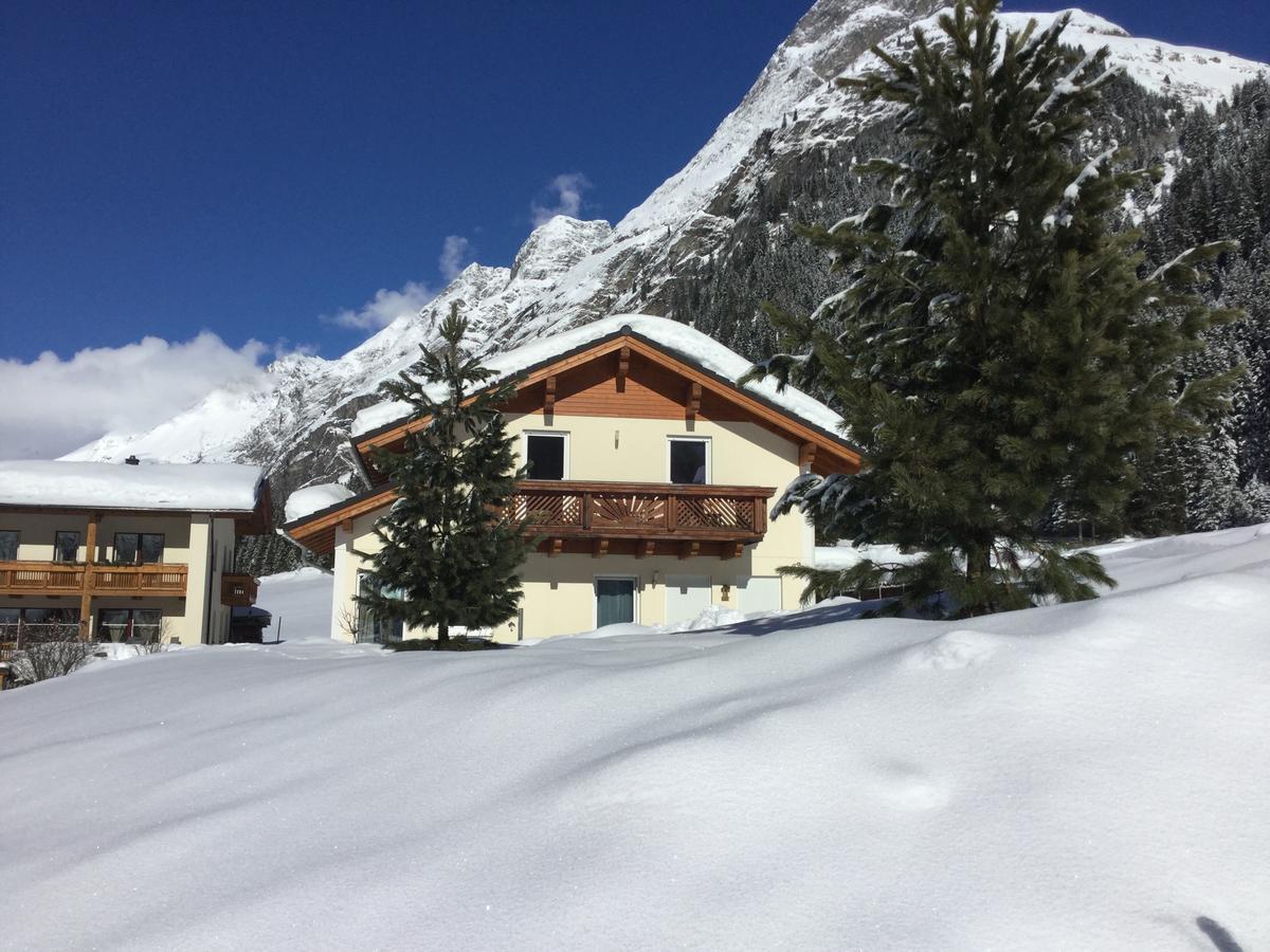 Alpen Und Gams Holiday home Neurur